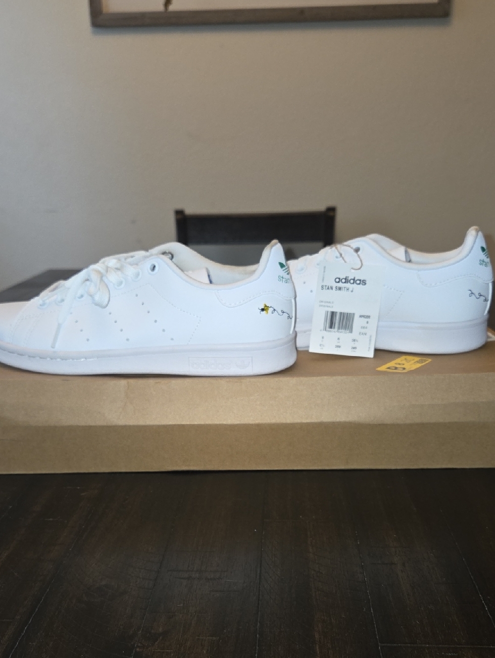 adidas Stan Smith Bee-lieve Sneakers